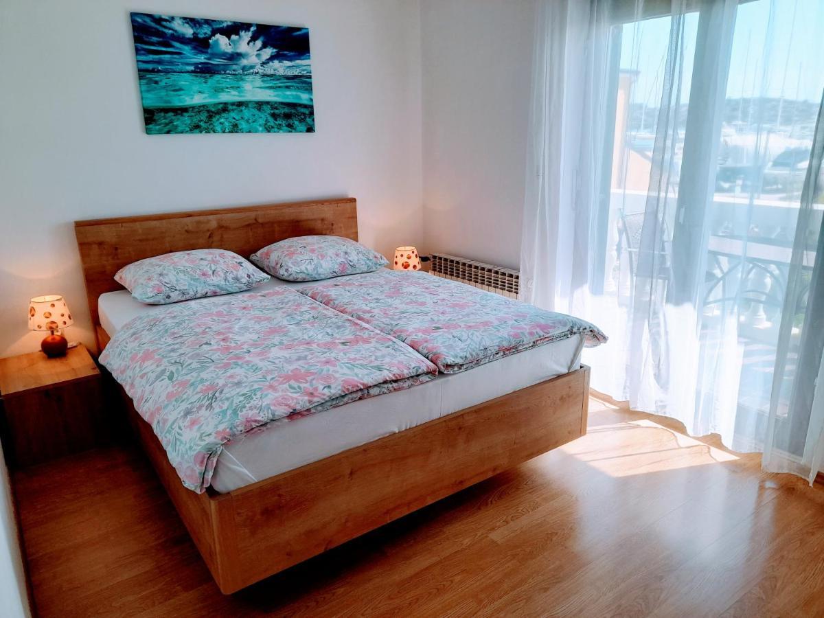 Apartments Tiho&Marija Tribalj Esterno foto