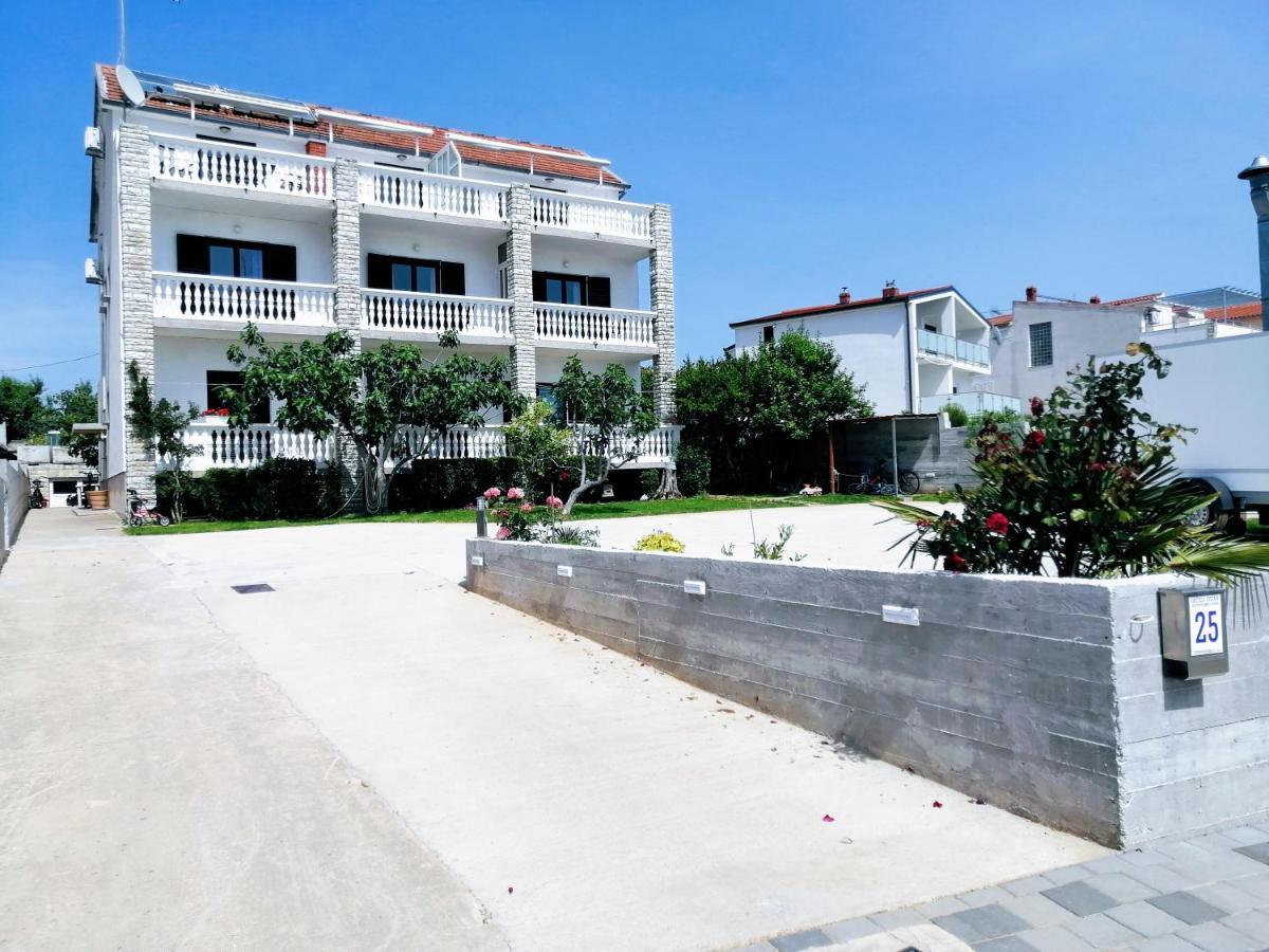 Apartments Tiho&Marija Tribalj Esterno foto